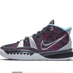 Nike GS Kyrie 7 Mid Pixel Camo